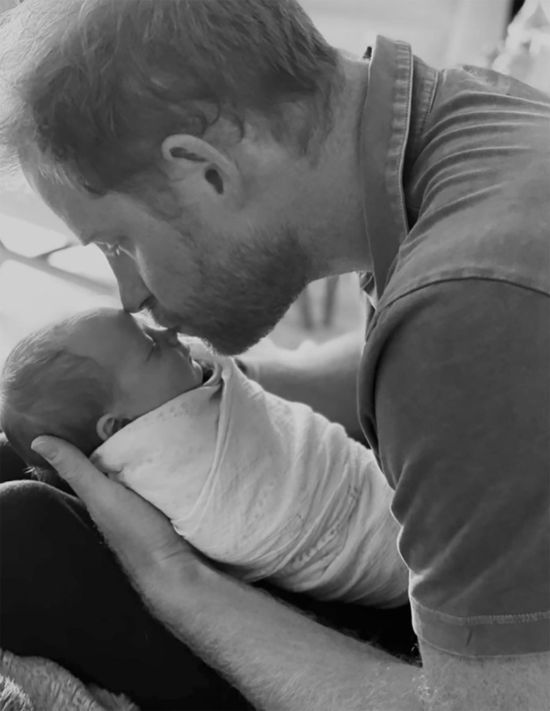 Prince Harry kisses newborn Lilibet