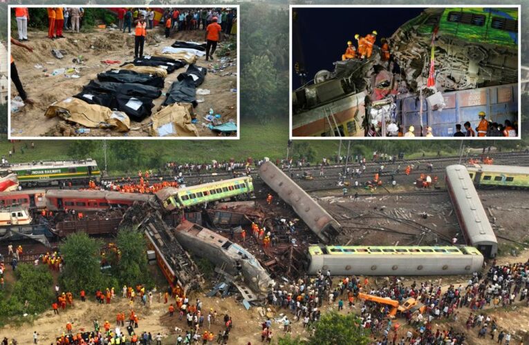India train crash kills at least 280, rescue efforts end