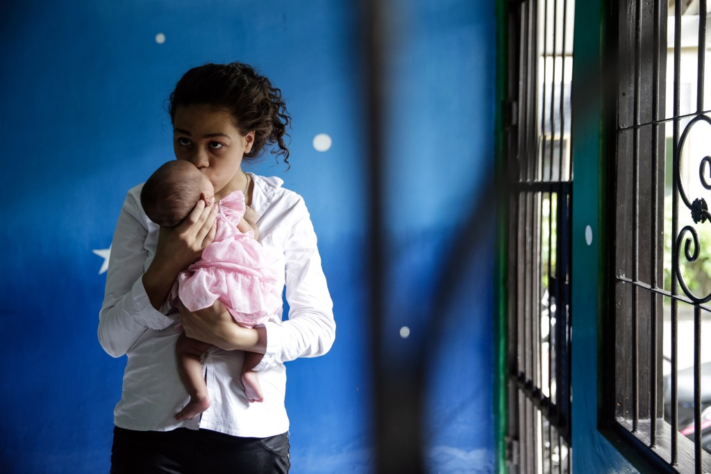 Heather Mack holding baby Stella in prison