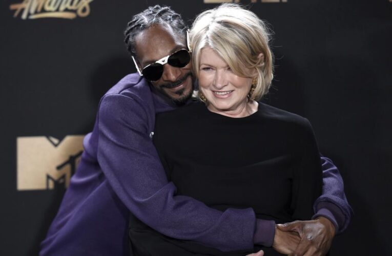 What Martha Stewart’s pal Snoop Dogg thinks of her thirst traps
