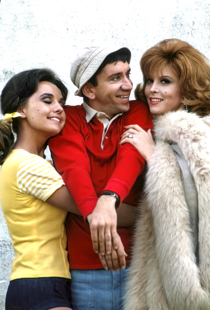 mary ann, gilligan and ginger