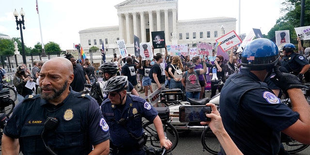 Supreme Court Roe v. Wade decision announced