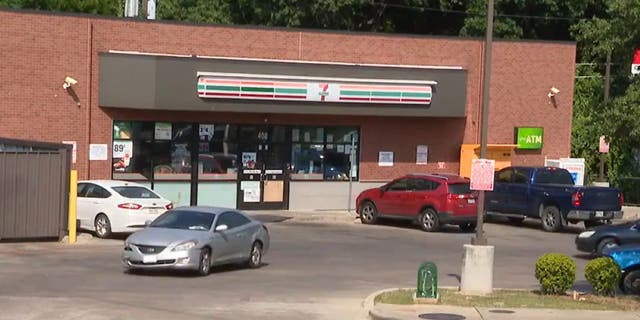 Exteriors of Dallas 7-Eleven store