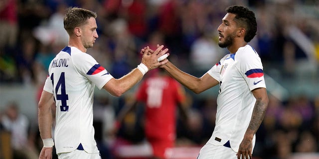 Jesús Ferreira is congratulated by Djordje Mihailovic