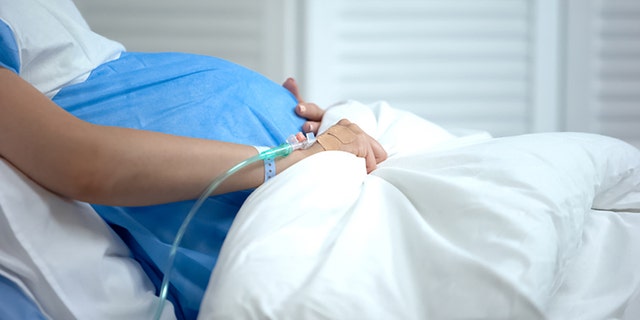 pregnant woman in hospital