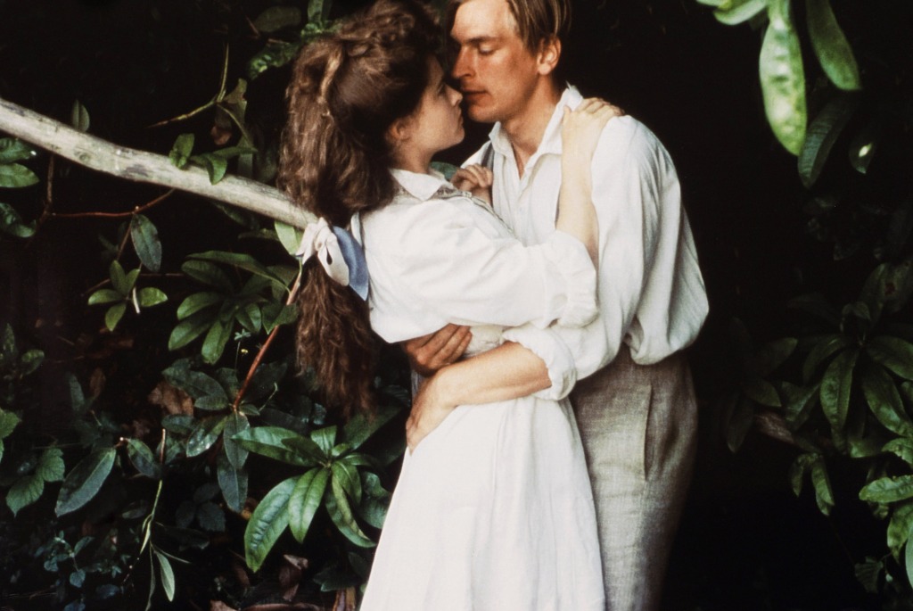 Helena Bonham-Carter and Julian Sands in "A Room with a View" in 1985. 