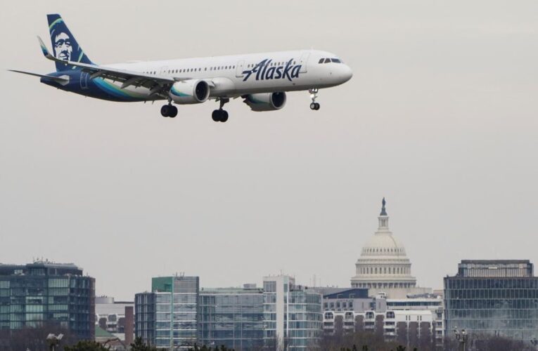 Alaska Airlines flight diverted after passenger makes bomb threat
