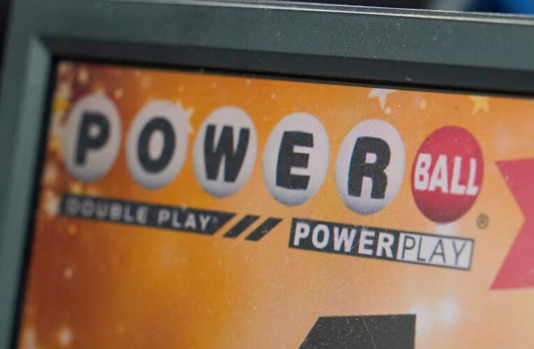 Powerball prize grows to $900 million after no jackpot winner drawn