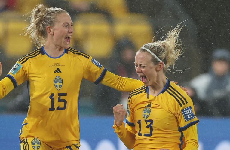 Sweden secure stunning comeback win over South Africa with last-minute winner