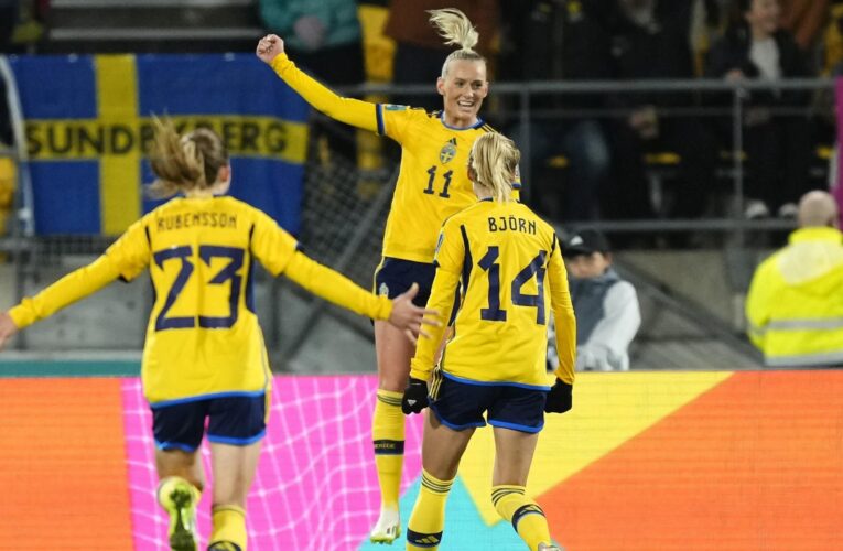 Ilestedt nets two headers as Sweden cruise to win over Italy