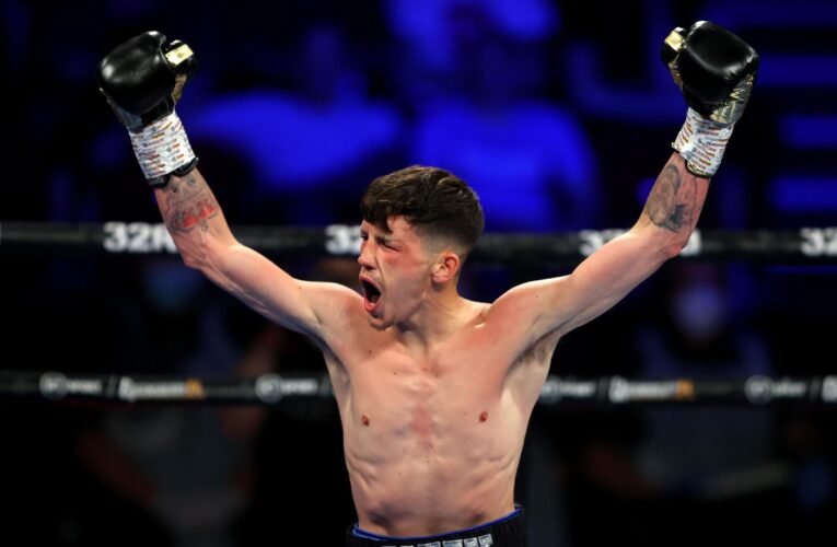 Liam Davies blows away Jason Cunningham with huge display to defend European super bantamweight belt