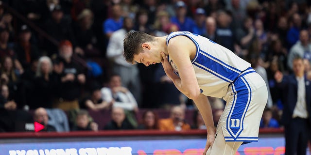 Duke Center Kyle Filipowski during the second half of a game