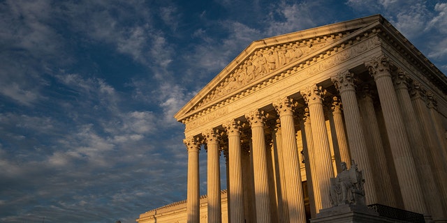 Supreme Court seen from street 