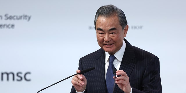 Wang Yi speaks in Munich