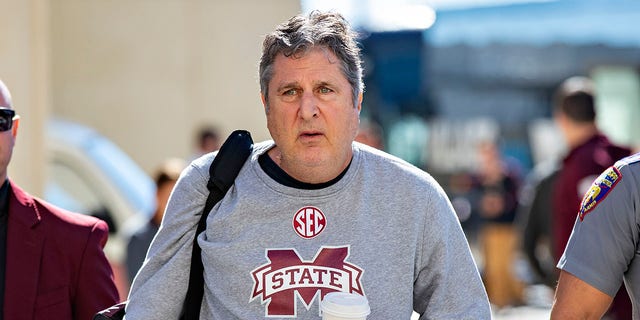 Mike Leach before a game against Arkansas