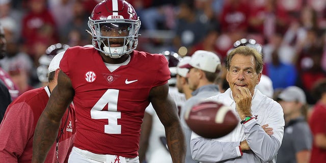 Alabama QB Jalen Milroe during warmups