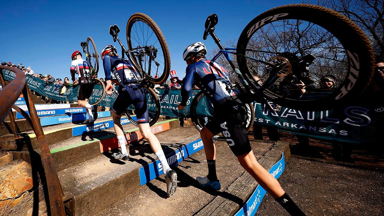 Cyclocross cyclists in Arkansas