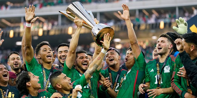 Mexico Players celebrate