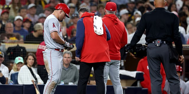 Mike Trout gets checked out