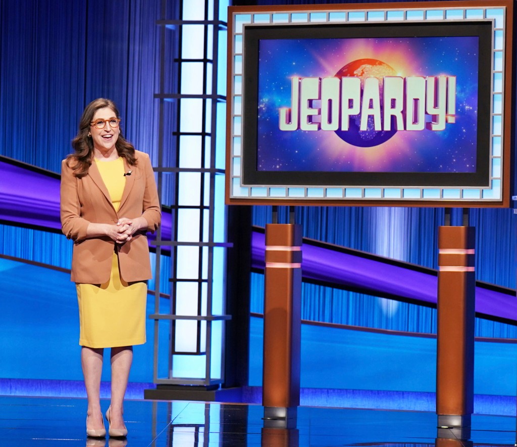 The show is currently hosted by Ken Jennings and Mayim Bialik. 