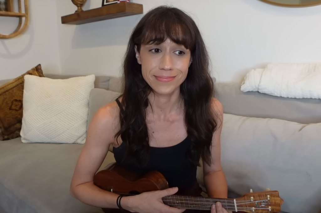 Last week, she uploaded an apology video to YouTube while bizarrely playing the ukulele. 