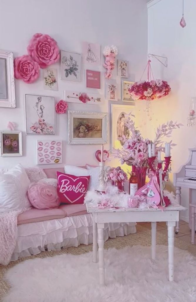 INSIDE DENA DANIELS' 'BARBIE MEETS SHABBY CHIC' HOME