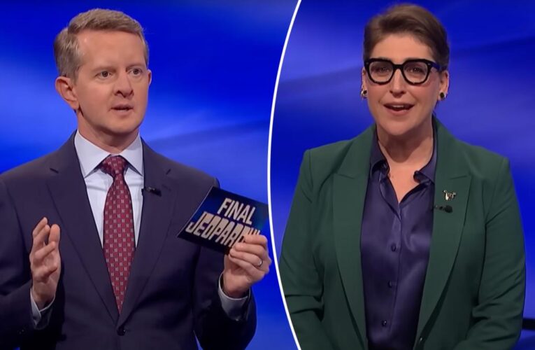 ‘Jeopardy!’ fans cheer Ken Jennings replacing Mayim Bialik