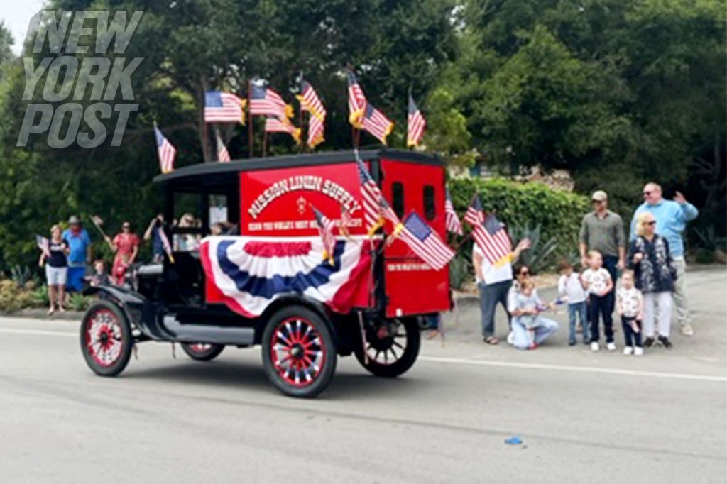 Prince Harry, Lilibet spotted at Fourth of July parade