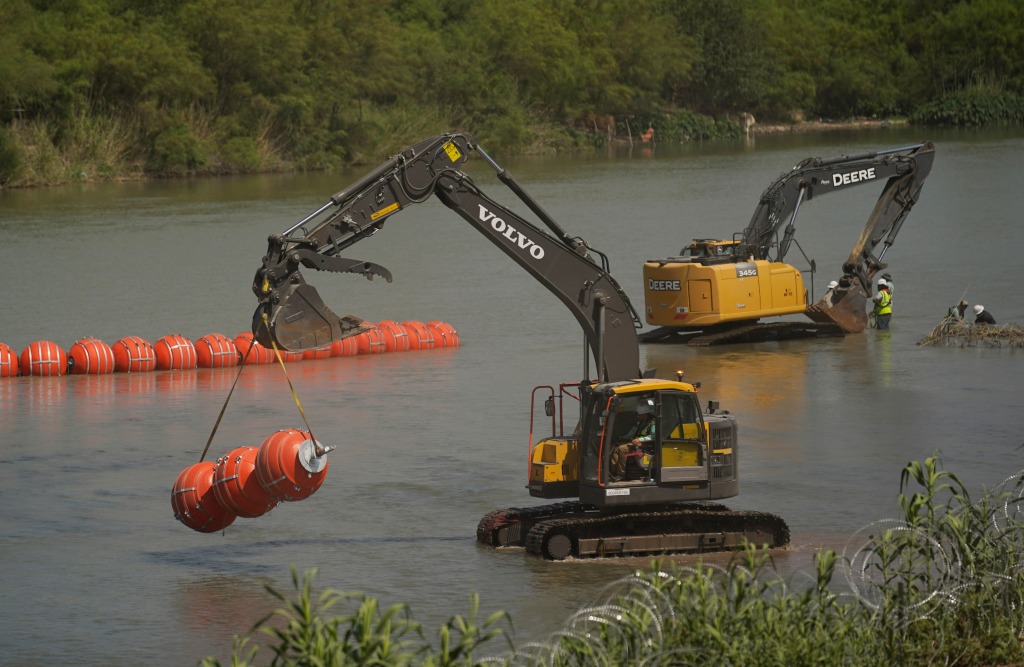 The floating barrier