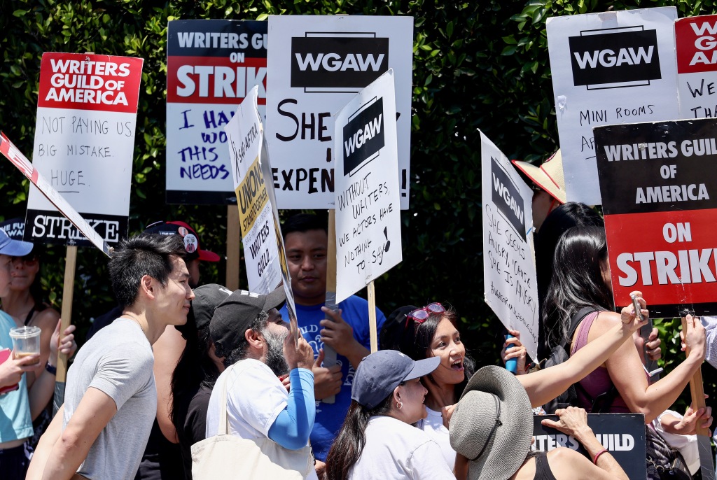 WGA strikers picketing outside of Paramount studios