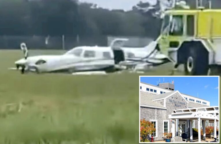 Passenger crash-lands plane on Martha’s Vineyard after pilot passes out