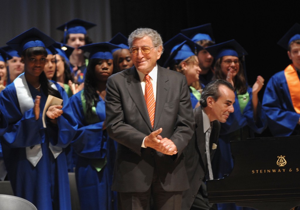 Tony Bennett at the 2009 graduation ceremony at the Frank Sinatra School of the Arts. 