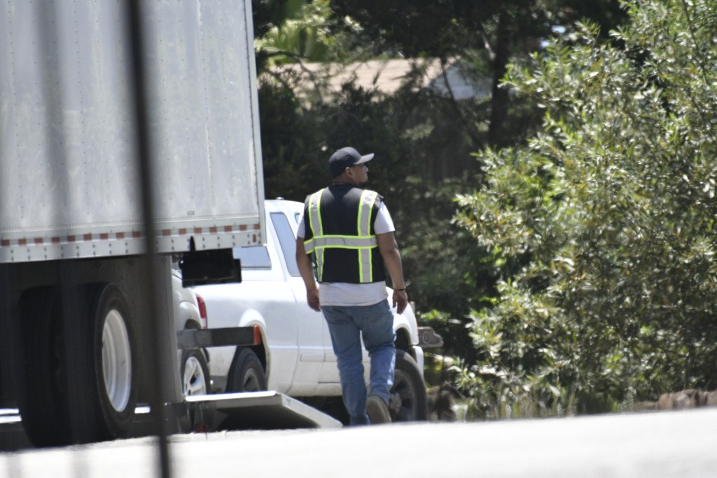 Movers were seen at the California estate.