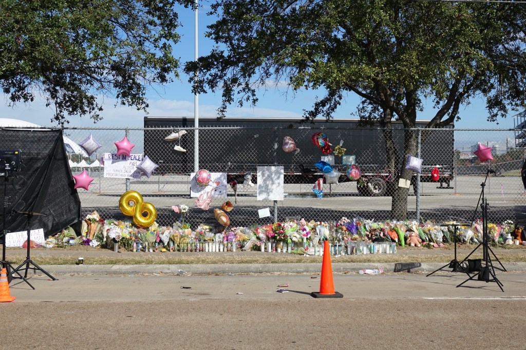 Memorial to victims of Astroworld Festival crowd crush