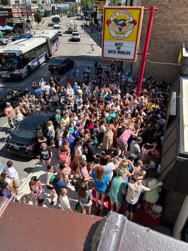 Ed Sheeran working at Chicago's The Wieners Circle.