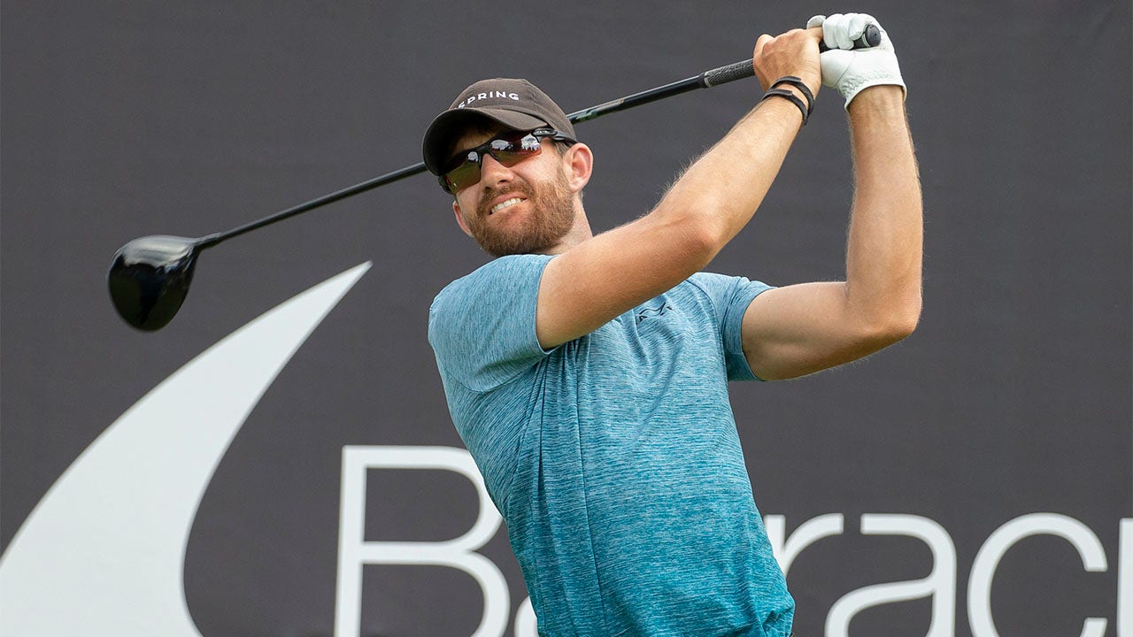 Patrick Rodgers watches tee shot