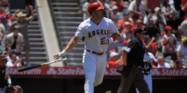 Mike Trout drops bat