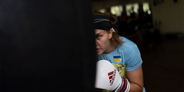 Anna Lysenko trains