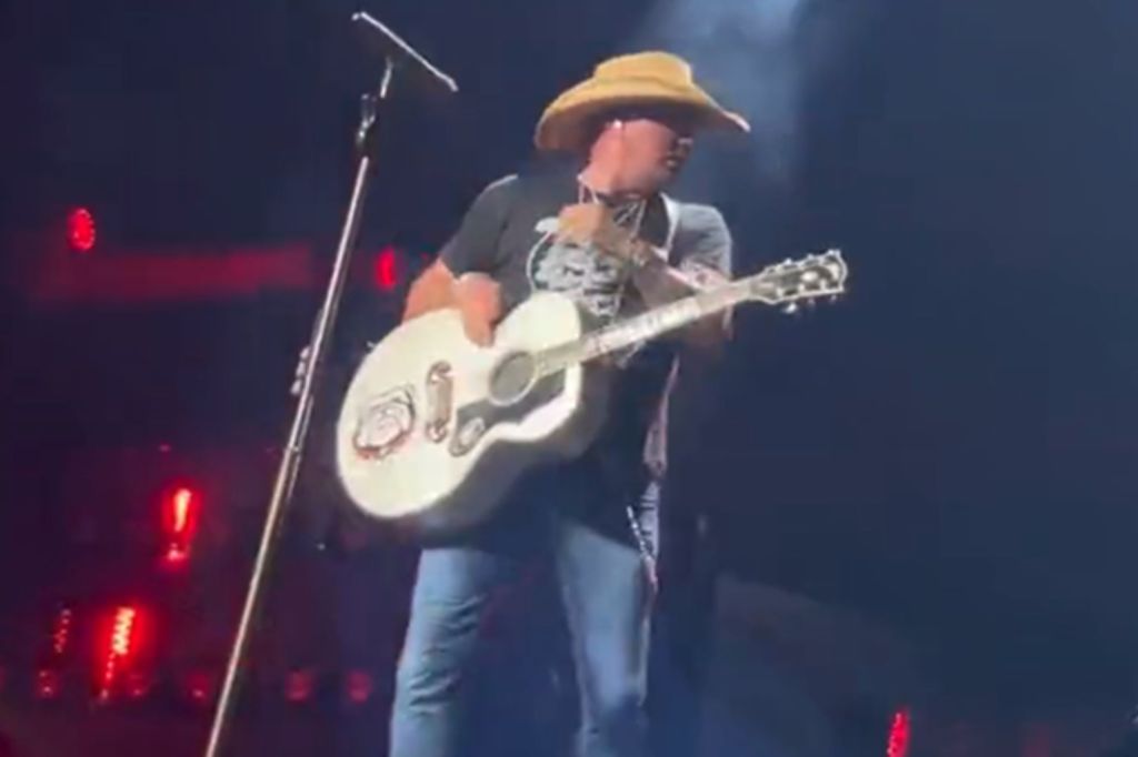 A representative for Aldean confirmed the country artist experienced heatstroke during Saturday night's show.
