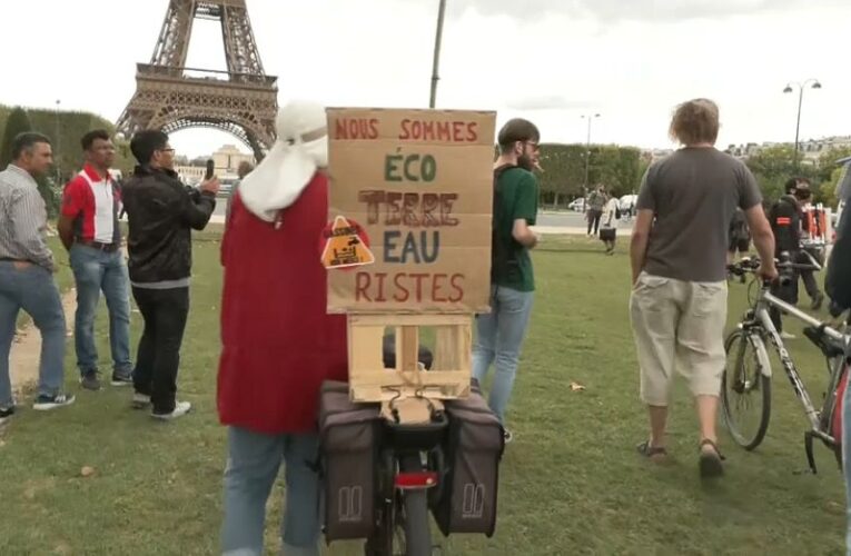 Water convoy protest arrives in Paris to denounce mega water basins