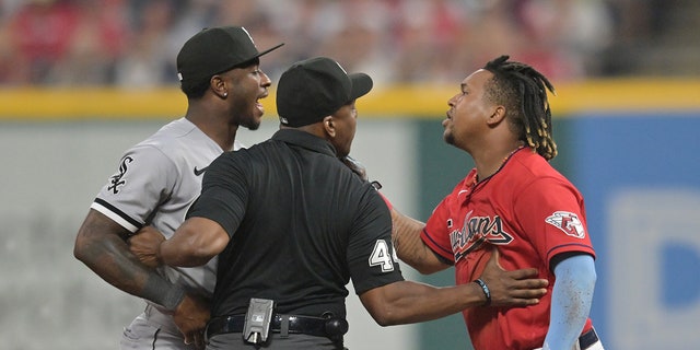 Tim Anderson and Jose Ramirez yell at each other