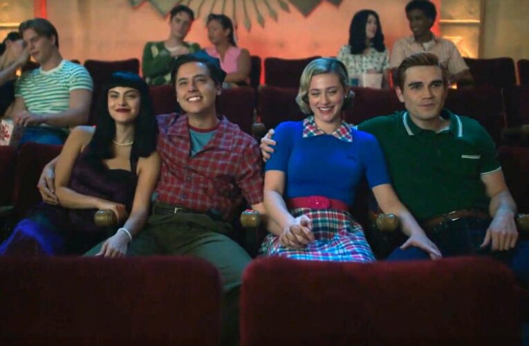 ‘Riverdale’ fans outraged the show ended with a foursome