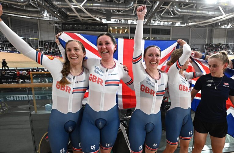 ‘The pillar of our squad’ – women’s Pursuit team pay tribute to Katie Archibald after memorable gold in Glasgow