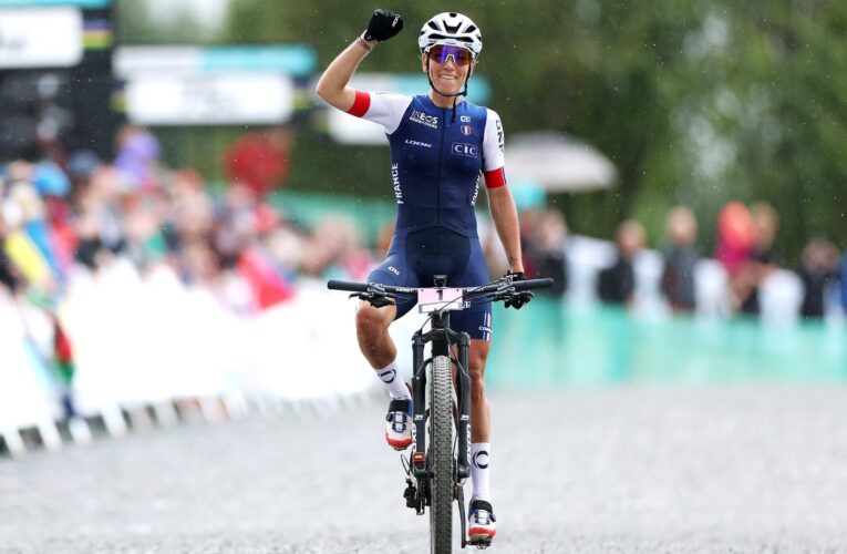 Pauline Ferrand-Prevot storms to dominant Cross-Country final victory at UCI Cycling World Championships