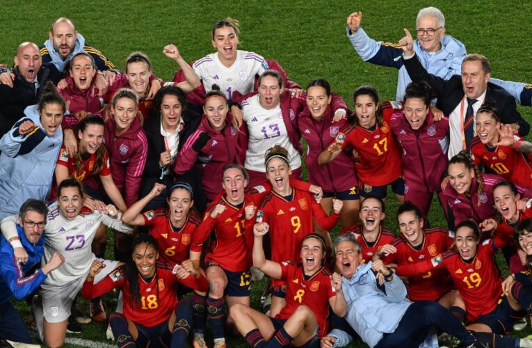 Spain 2-1 Sweden: Olga Carmona stunner sees La Roja into first-ever Women’s World Cup final after goal-laden finale