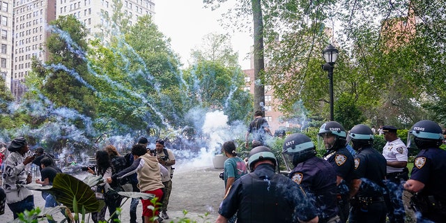 Explosion goes off amid riot in Union Square