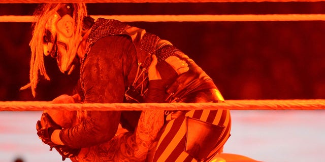 Bray Wyatt vs Randy Orton