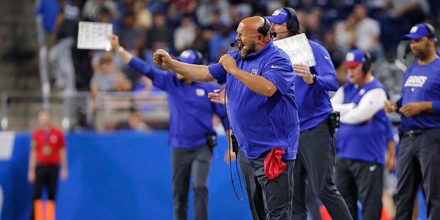 Brian Daboll reacts during a Giants preseason game