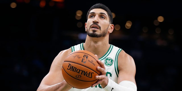 Enes Kanter vs Charlotte