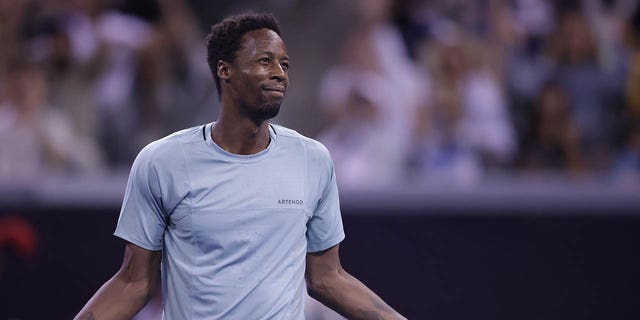 Gael Monfils celebrates a point